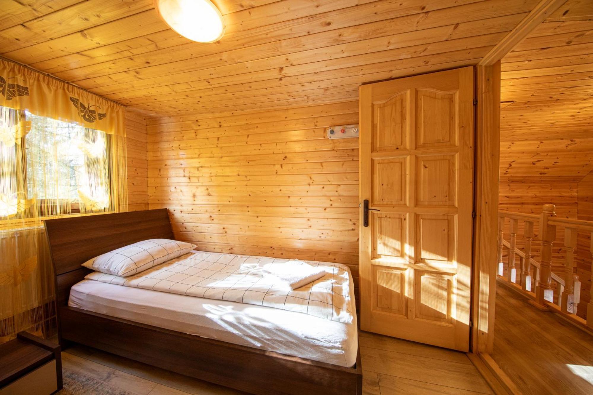 Cabana Adrienne Izvoru Mureşului Exterior foto