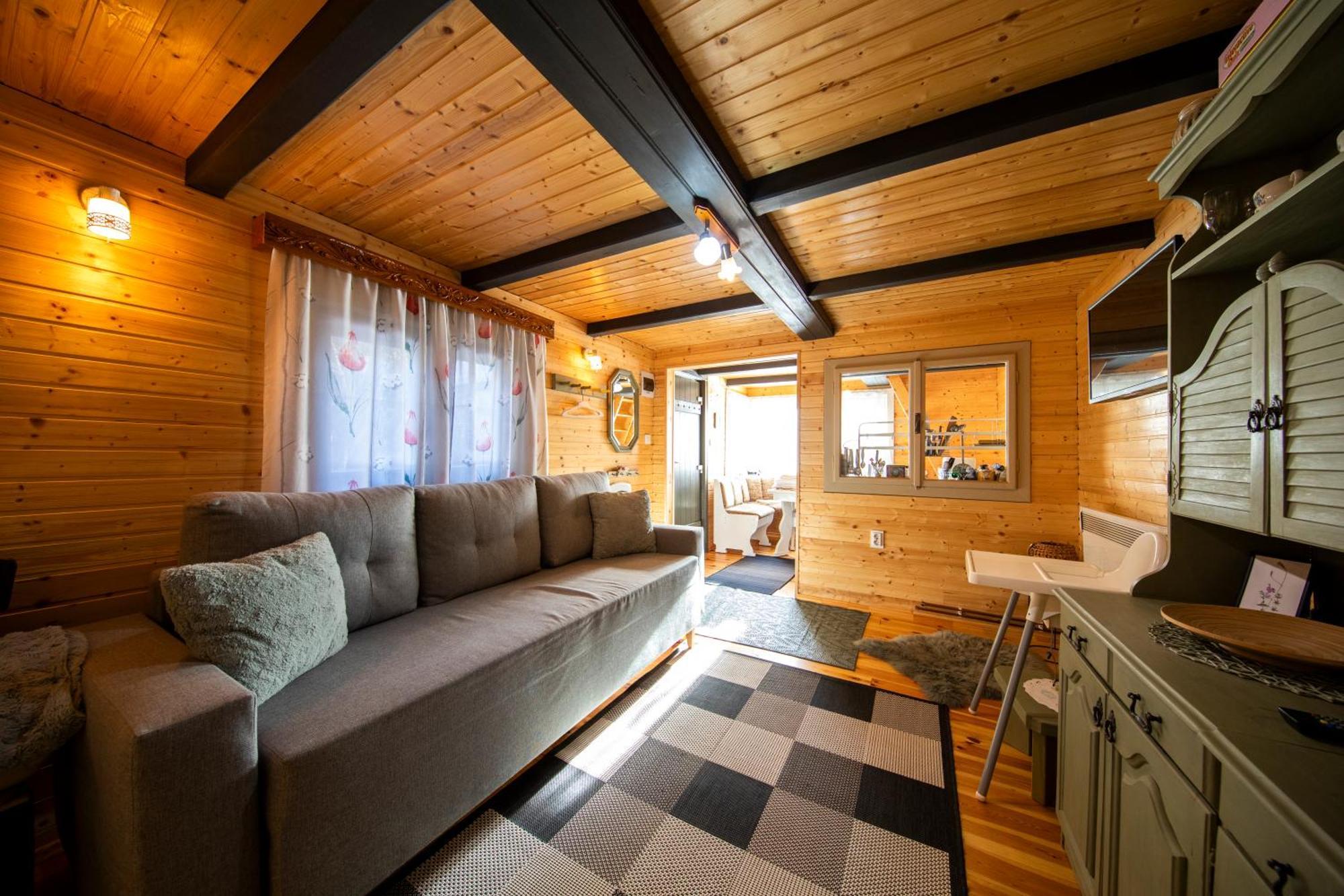 Cabana Adrienne Izvoru Mureşului Exterior foto